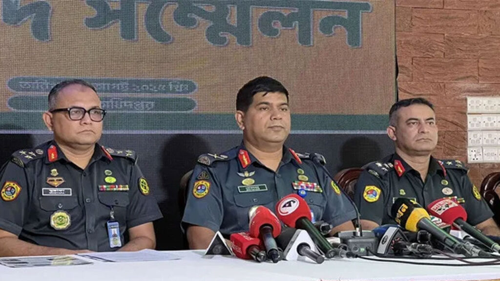Bangladesh Hunts 690 Escaped Prisoners from July Uprising